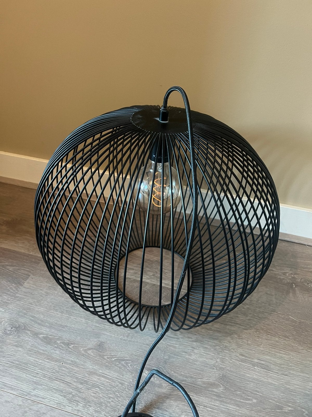 2 Gamma Nikki lampen: Plafondlamp (nieuw) en Hanglamp (gebru, Overige merken, Zwart, Zo goed als nieuw, Modern