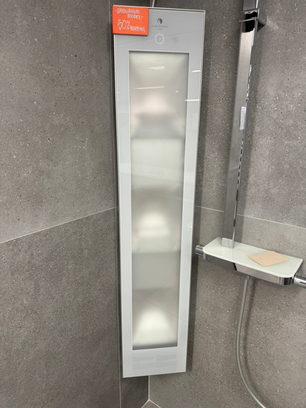 Sunshower. Showroom model, Huis en Inrichting, Overige typen, Nieuw, Ophalen of Verzenden, Minder dan 100 cm