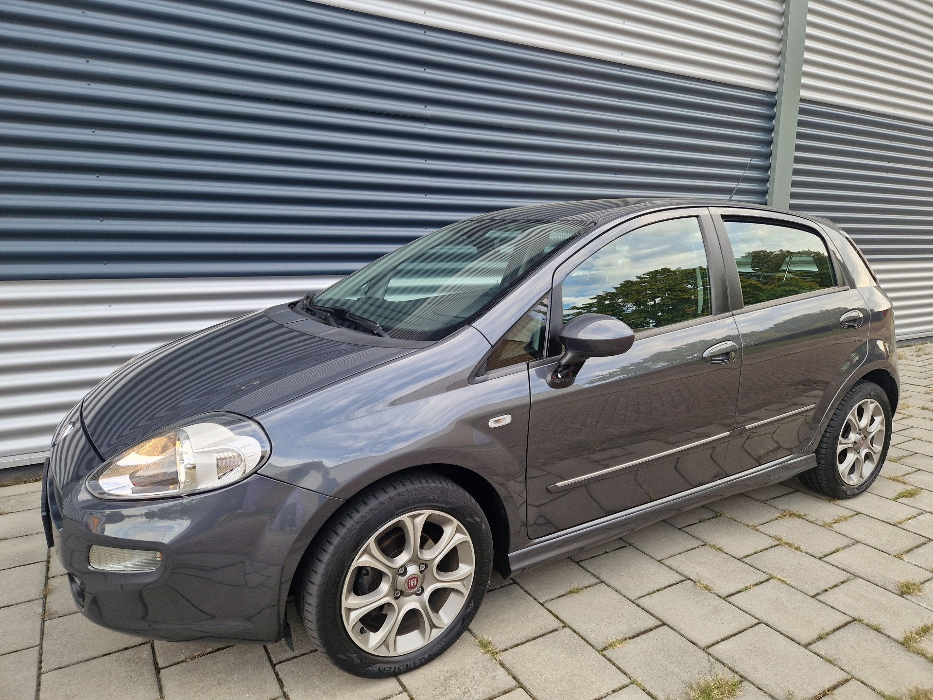 Fiat Punto Evo 0.9 TwinAir Street Airco, NAP,PDC, (bj 2014), Voorwielaandrijving, 101 pk, Gebruikt, Euro 6