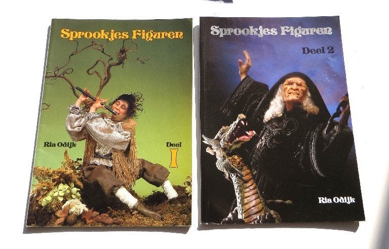 Poppen maken M5402: R. Odijk - Sprookjes figuren Deel 1 & 2, Zo goed als nieuw, Poppen maken, Geschikt voor kinderen, Ria Odijk- van der Valk