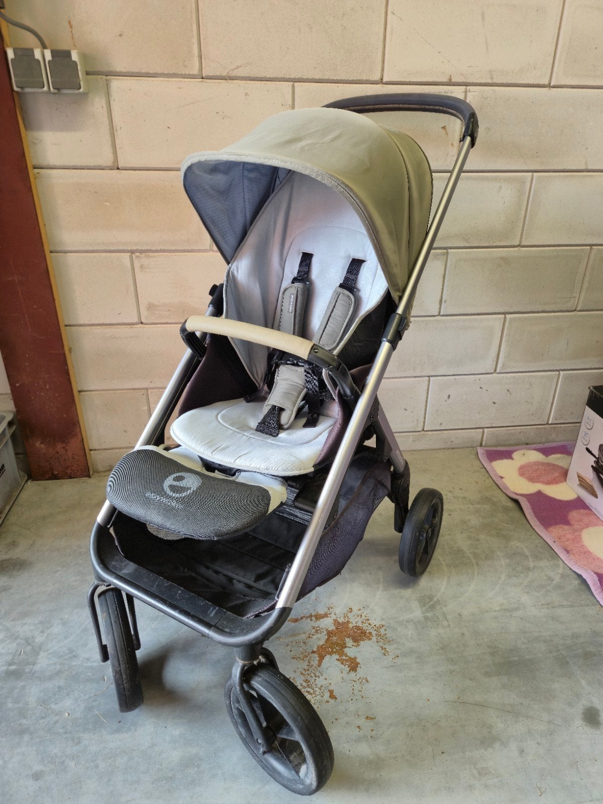 Easywalker Harvey 2 combiwagen met reiswieg en zitje, Gebruikt, Combiwagen, Verstelbare duwstang, Ophalen