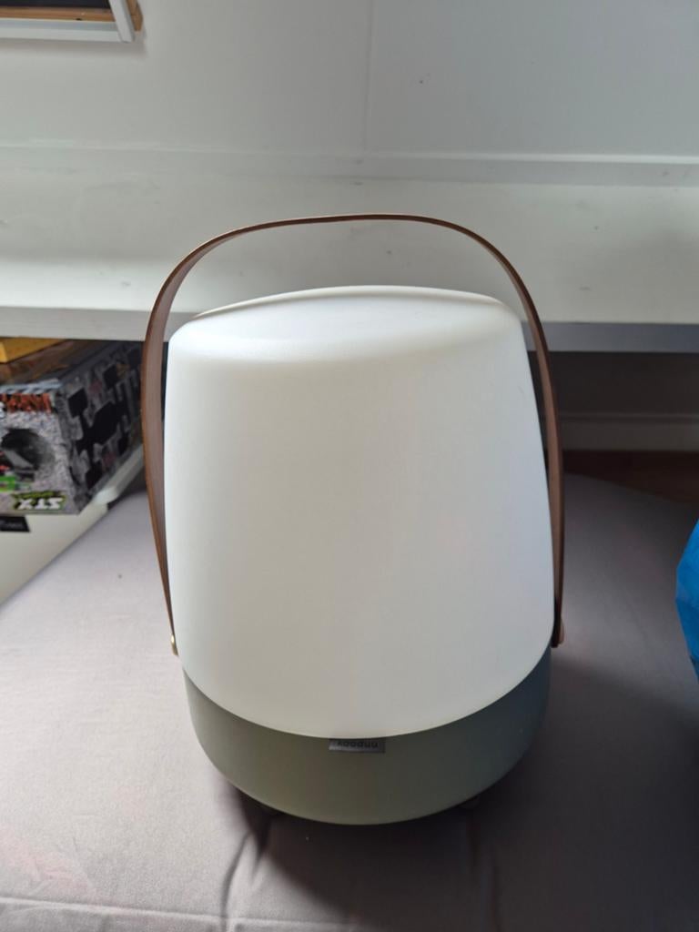 Kooduu Lite-Up Play - Draagbare Lamp & Bluetooth Speaker, Huis en Inrichting, Ophalen, Zo goed als nieuw, Modern, Scandinavisch, Minimalistisch