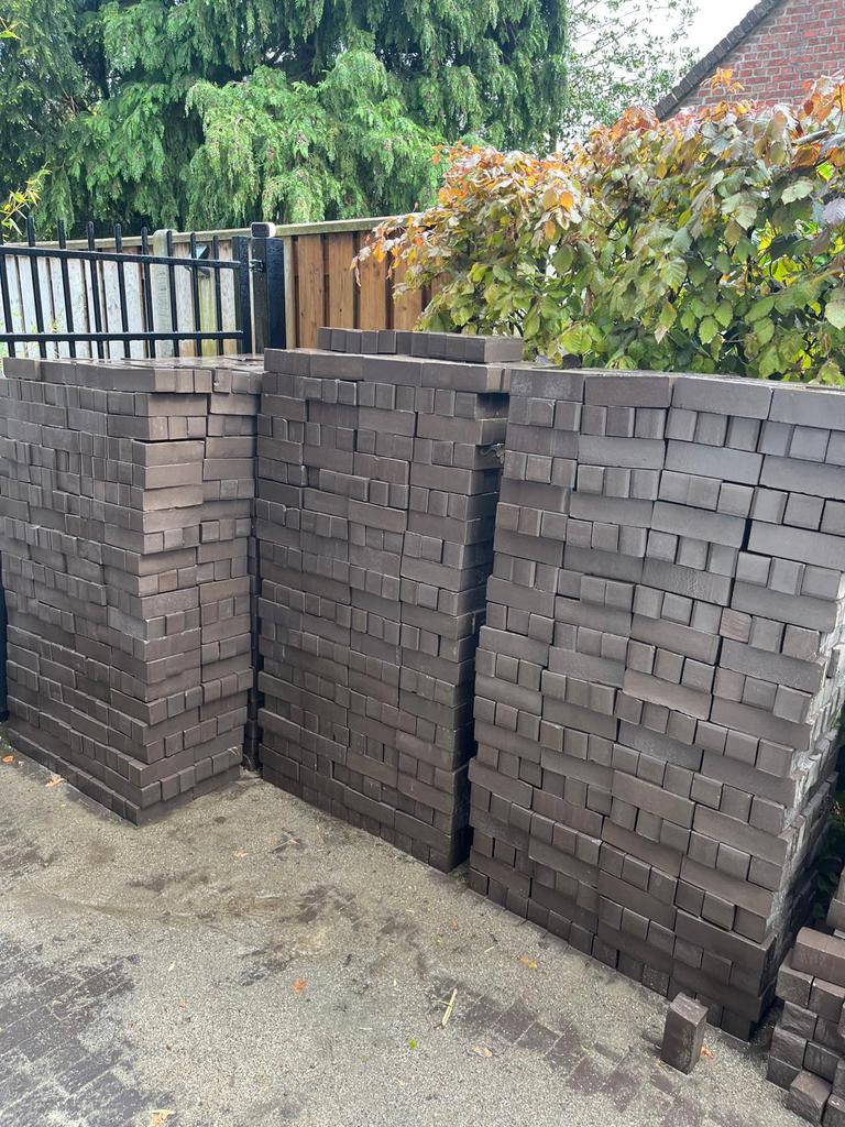 Betonklinkers / waaltjes – ca. 33 m² - gratis ophalen, Tuin en Terras, Tegels en Klinkers, Ophalen, Gebruikt, Klinkers, 10 m² of meer