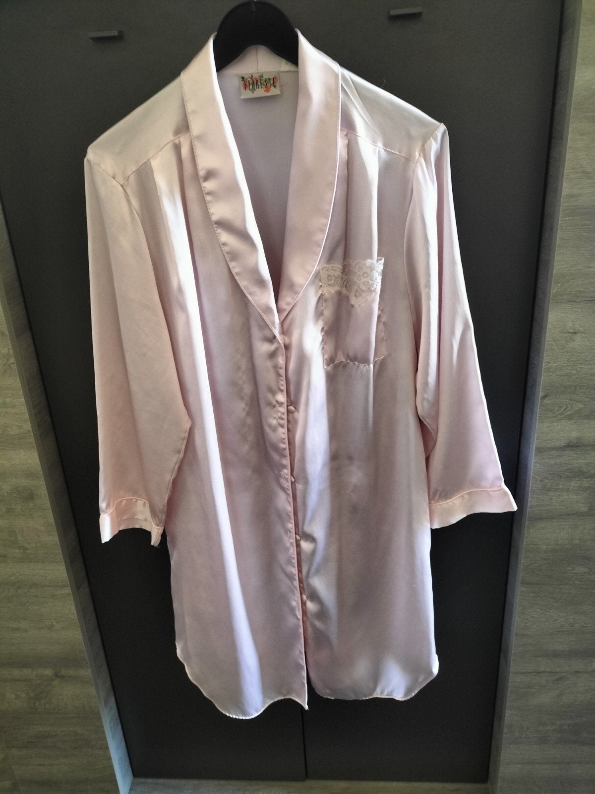 Roze satijnen nachthemd/ochtendjas met kant, Ophalen of Verzenden, Zo goed als nieuw, Maat 36 (S)