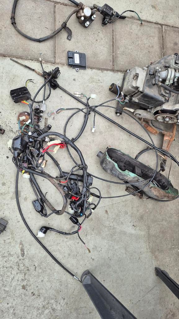 Te koop onderdelen van Agm sp50 vx50 en retro, Fietsen en Brommers, Brommeronderdelen | Scooters, Ophalen, Gebruikt, Blok, Overige merken