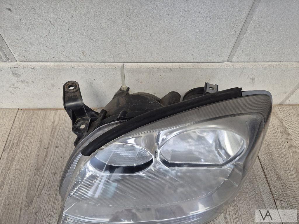 Koplamp links Nissan Almera Tino 2000 - 2007 witte knipper, Gebruikt, -, -, Ophalen of Verzenden