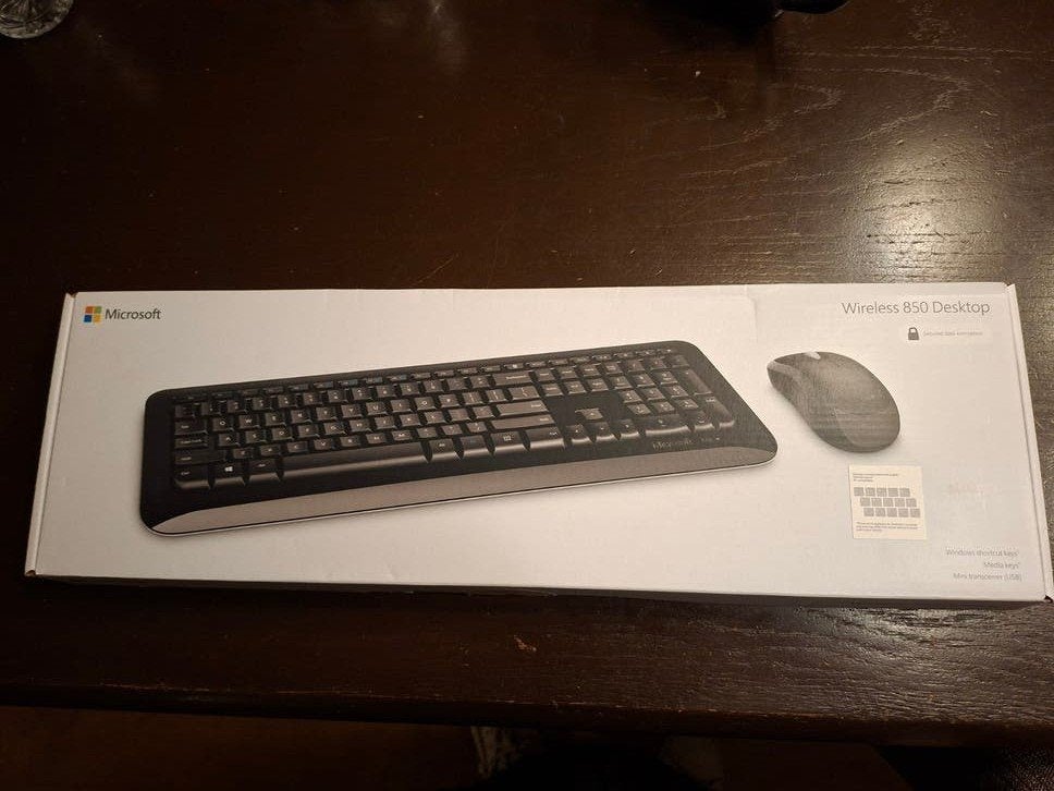 Microsoft Wireless 850 Desktop Toetsenbord en Muis Set, Computers en Software, Ophalen of Verzenden, Nieuw, Microsoft