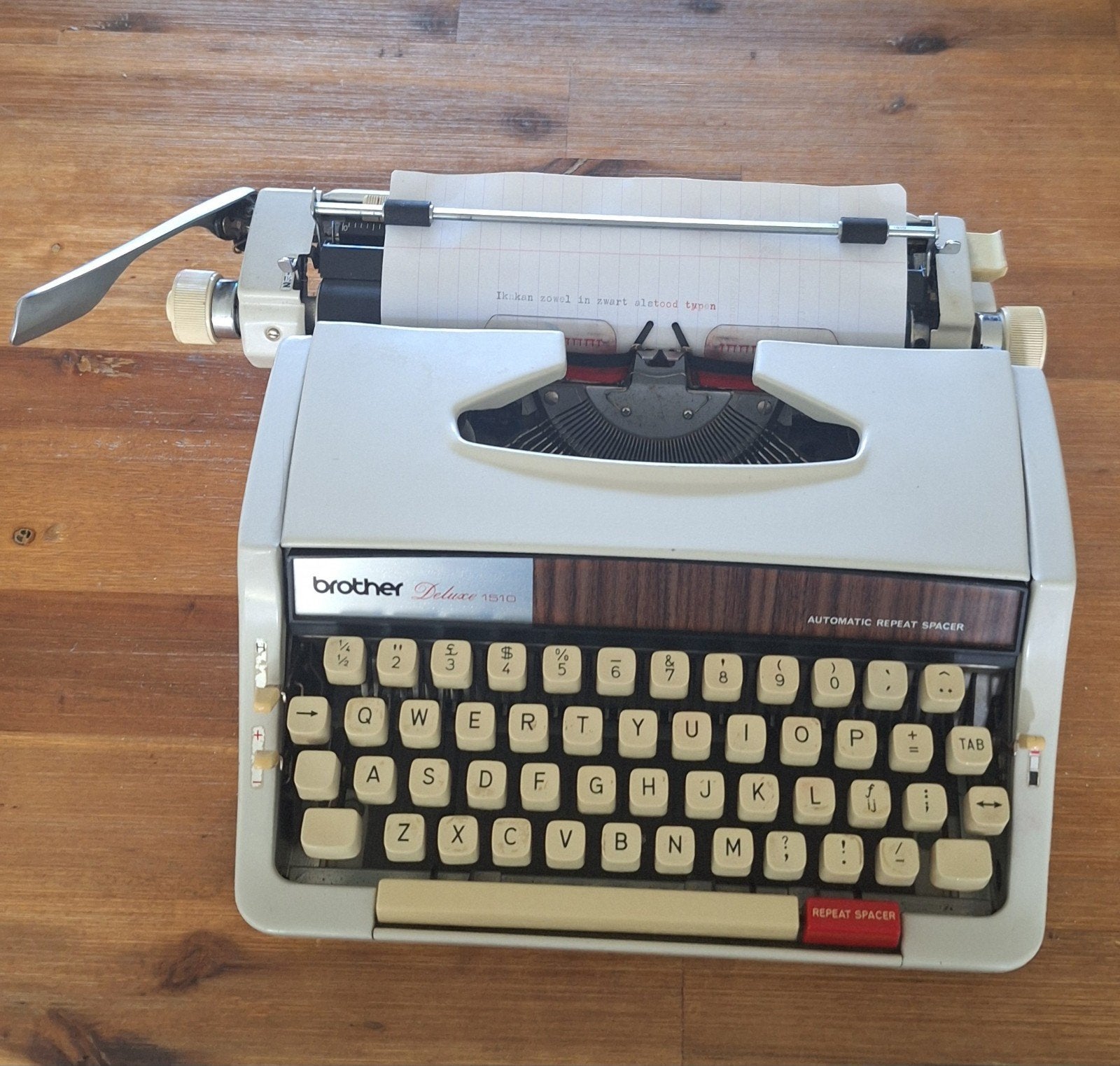 Brother typemachine in originele koffer., Diversen, Typemachines, Ophalen of Verzenden, Zo goed als nieuw