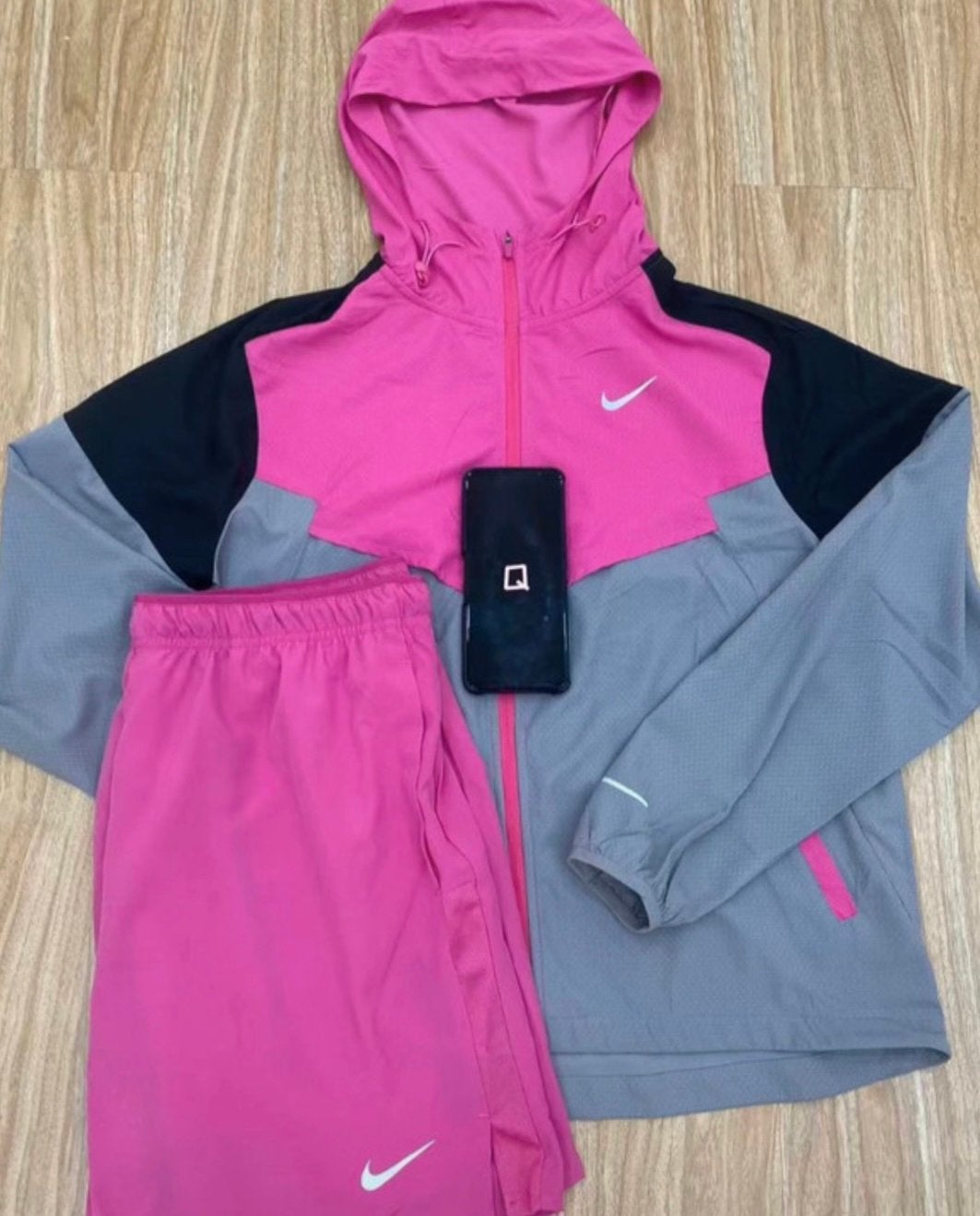 Nike Running Trainingspak Roze/Grijs/Zwart, Ophalen of Verzenden, Gedragen, Maat 48/50 (M)