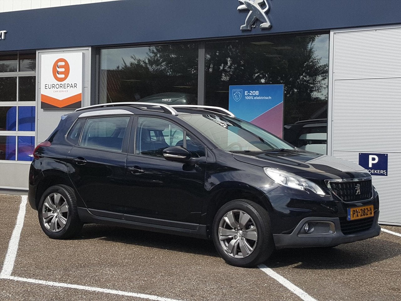 Peugeot 2008 ACTIVE 1.2 PT-82pk TREKHAAK | Navigatie | Cruis, Auto's, 1199 cc, 82 pk, Bedrijf, Handgeschakeld