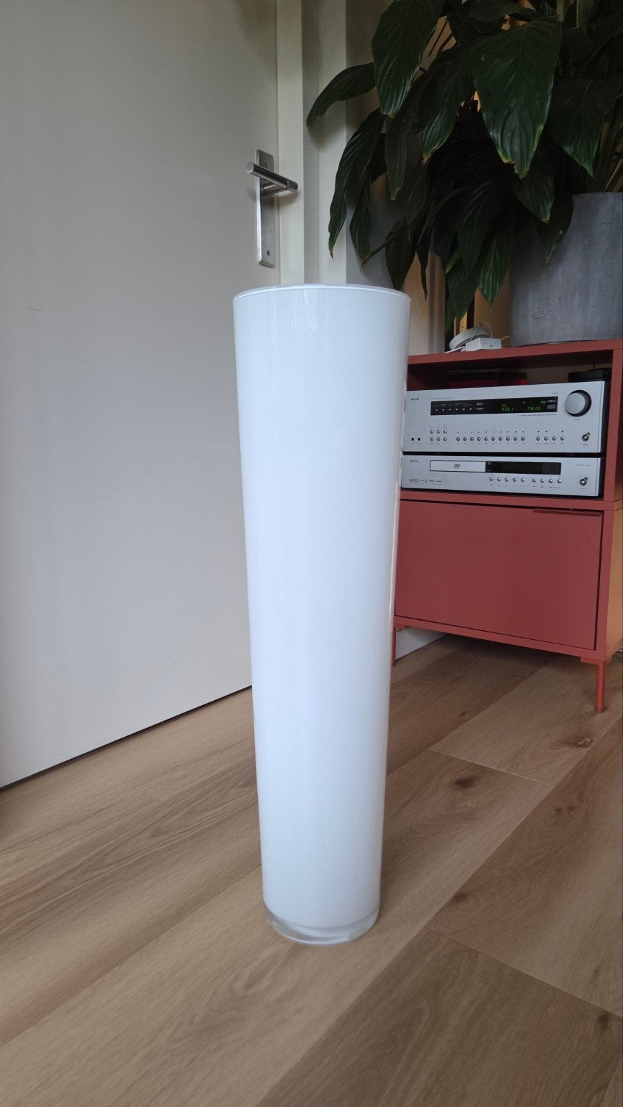 Grote Witte Melkglas Vaas (70 cm) - Modern Design vintage, Ophalen, 50 tot 75 cm, Wit, Glas