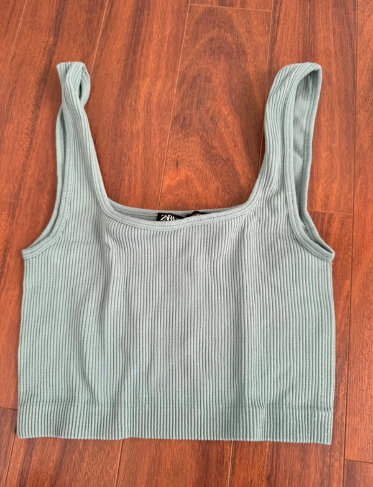 Zara geribbelde crop top in groen, Kleding | Dames, Sportkleding, Ophalen of Verzenden, Maat 36 (S), Groen, Fitness of Aerobics