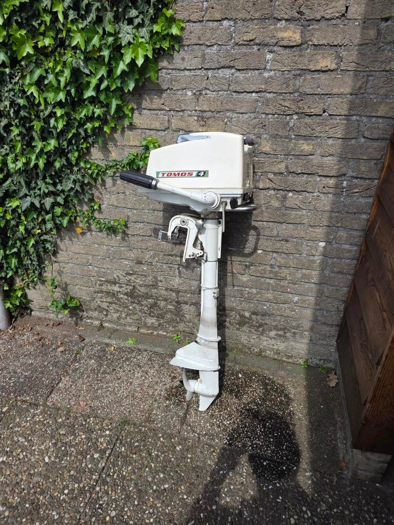 4 pk Tomos buitenboordmotor, Ophalen