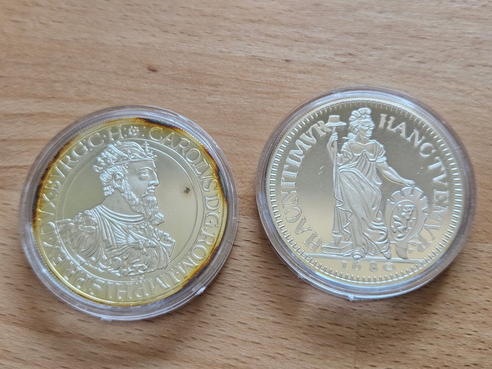 Twee zilveren penningen/replica's, Ophalen of Verzenden, Zilver