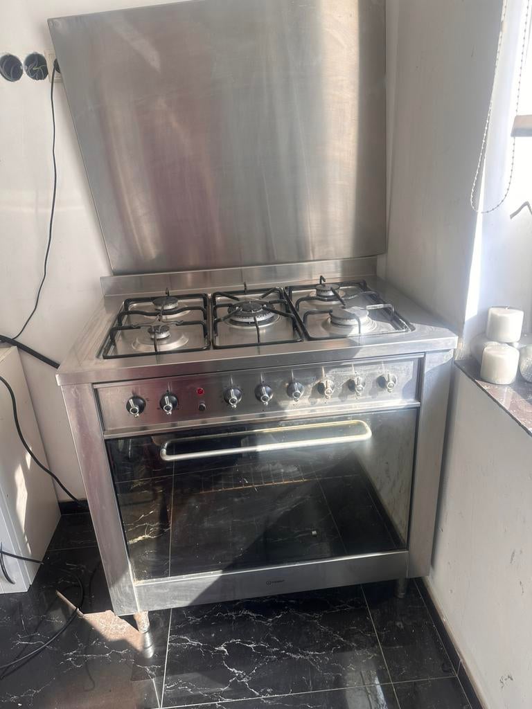 Fornuis 90 cm, 60 cm of meer, Ophalen of Verzenden, Zo goed als nieuw, Gas