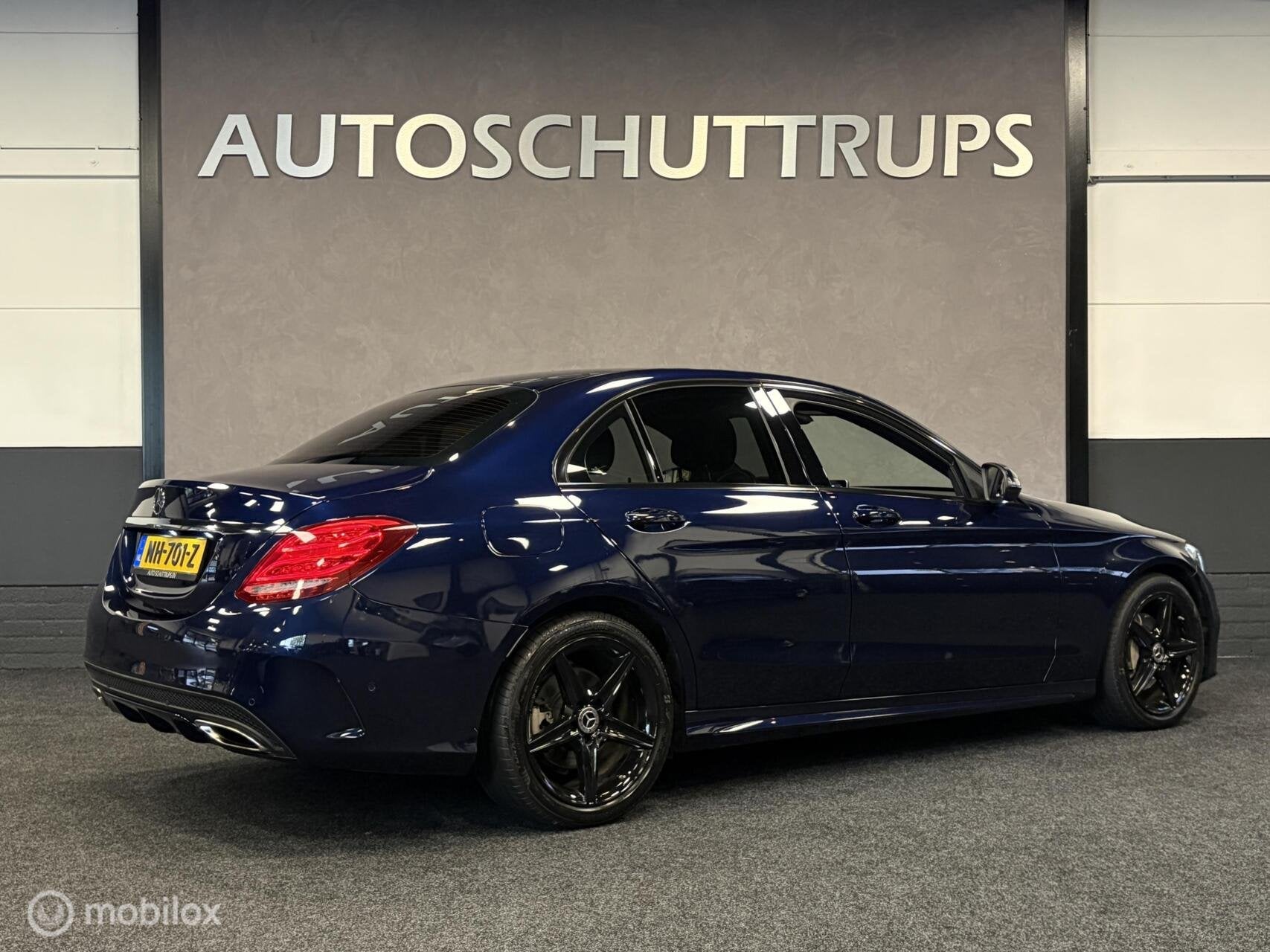 Mercedes C-klasse 180 AMG Sport Edition LED / NAP / LEDER /, Auto's, Automaat, Blauw, Bedrijf, Sedan