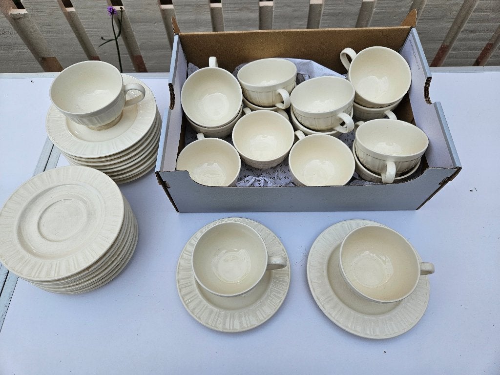 Queens garden servies  theekopjes, Overige typen, Ophalen of Verzenden, Zo goed als nieuw, Overige stijlen