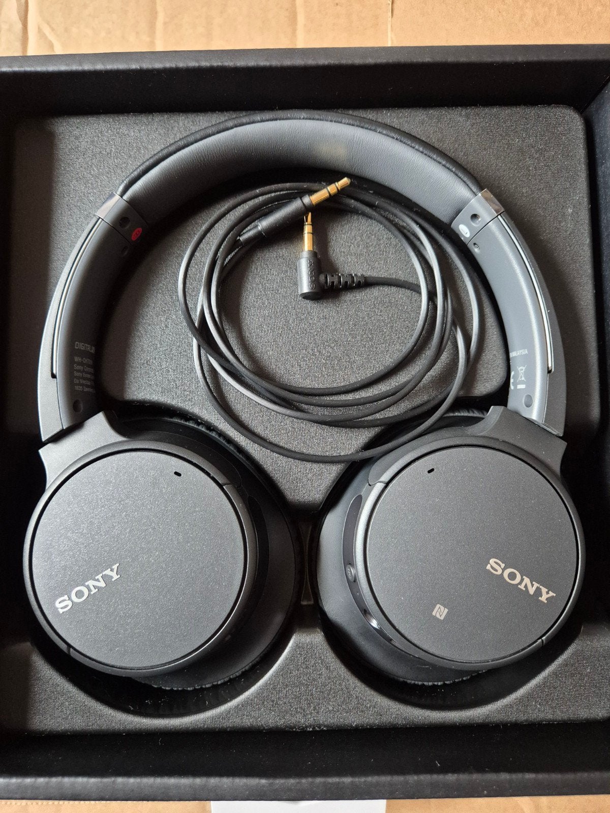 Sony WH-CH700N