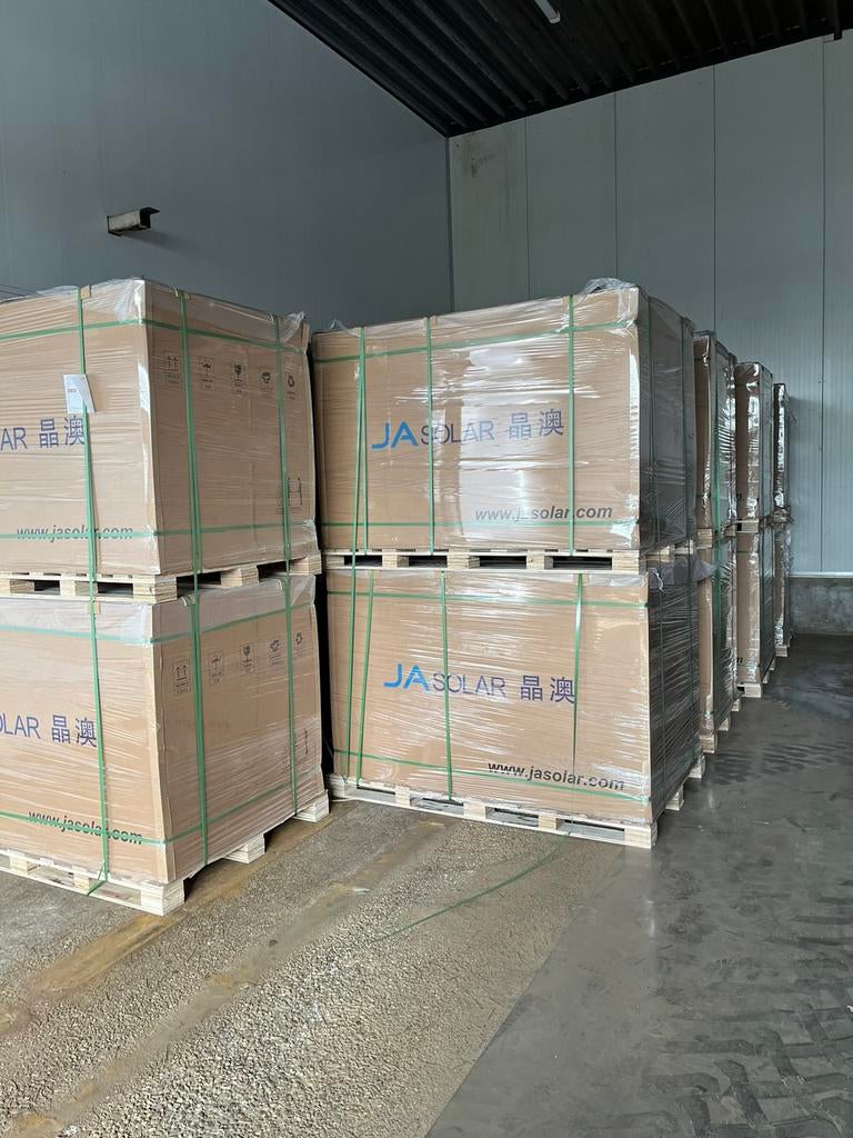 Zonnepanelen - Nieuw: Merk JASolar Black Frame 420 W, Doe-het-zelf en Verbouw, Zonnepanelen en Toebehoren, Ophalen of Verzenden