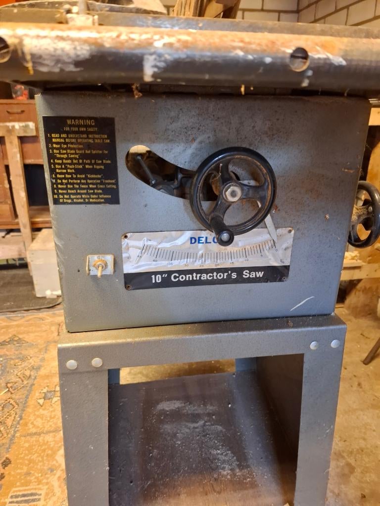 Zaagtafel, Doe-het-zelf en Verbouw, Gereedschap | Zaagmachines, Ophalen, Gebruikt, Cirkelzaag, 30 tot 70 mm