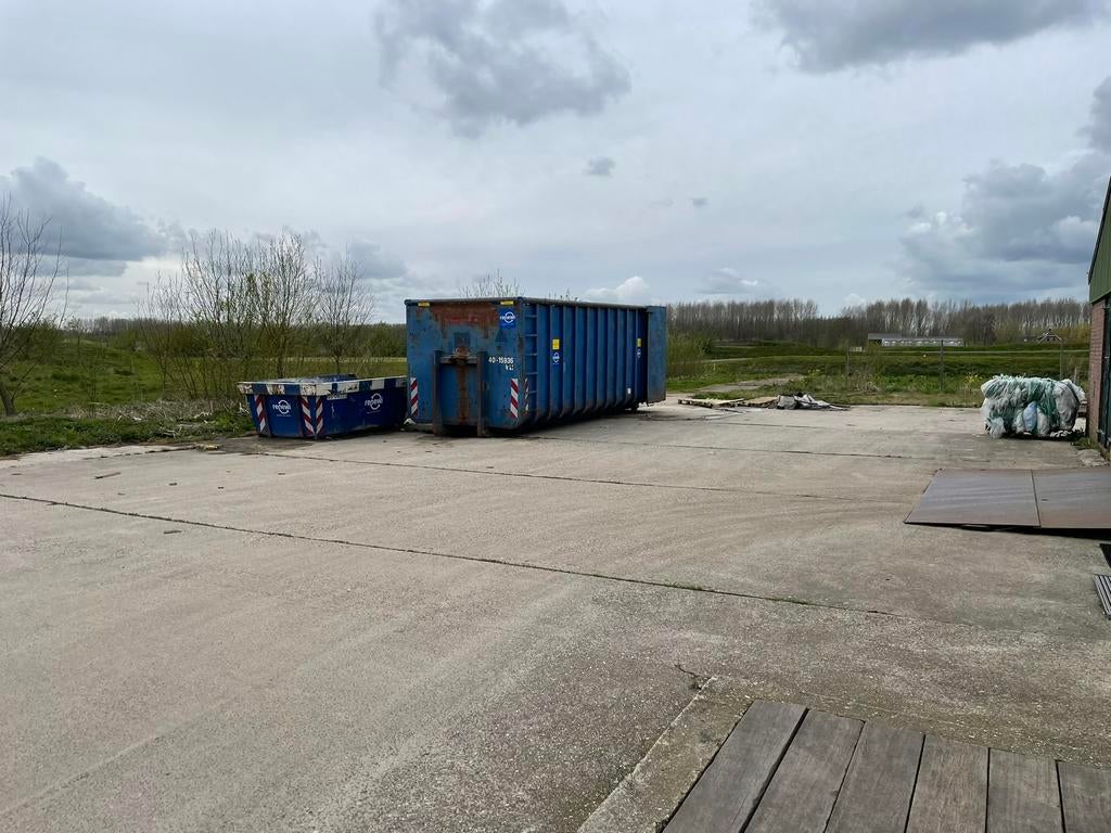 Te huur: verhard buitenterrein in Vianen (€15 p/m2 p/jaar)