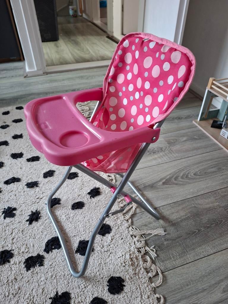 Poppen tafelstoel., Ophalen, Gebruikt, Babypop