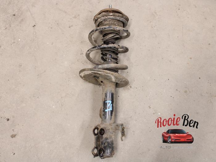 Schokdemperpoot links-voor van een Toyota Rav-4, Gebruikt, -, -, Ophalen of Verzenden