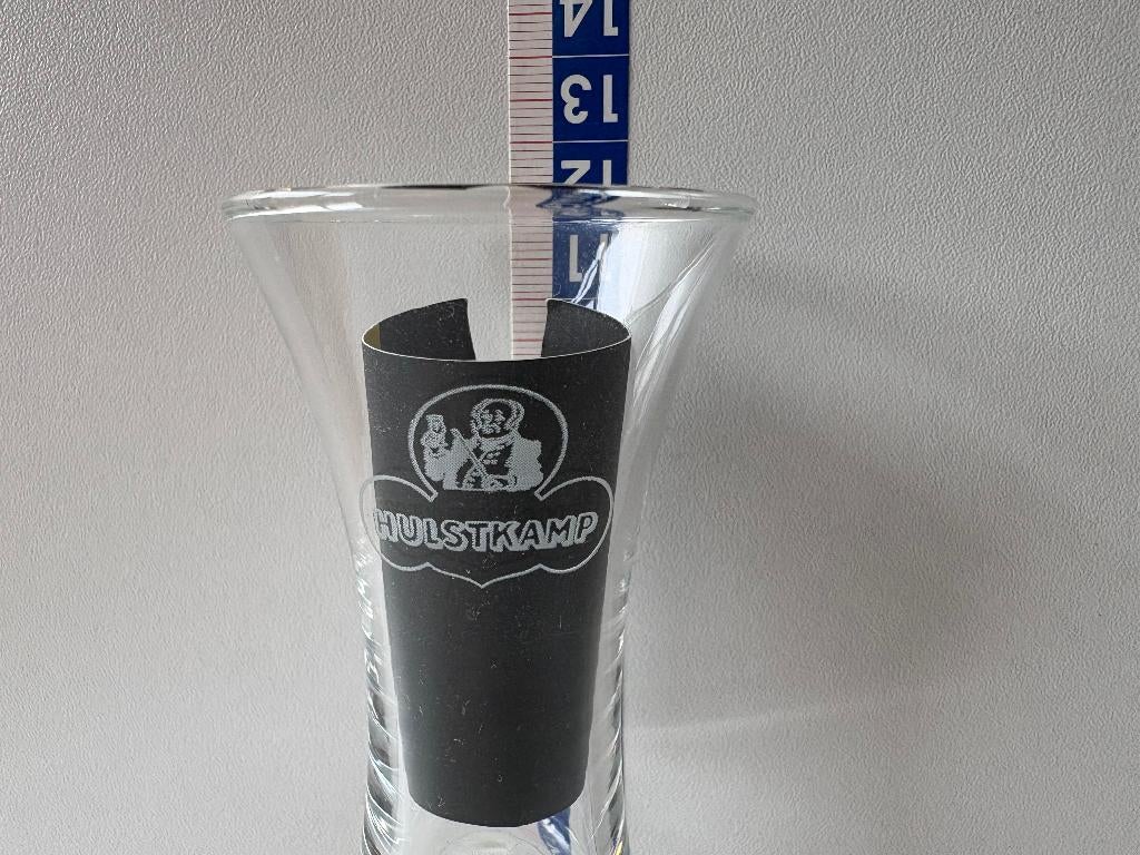 Oud borrelglaasje van Hulstkamp jenever op voet, Verzamelen, Glas en Borrelglaasjes, Ophalen of Verzenden, Zo goed als nieuw, Borrel- of Shotglas