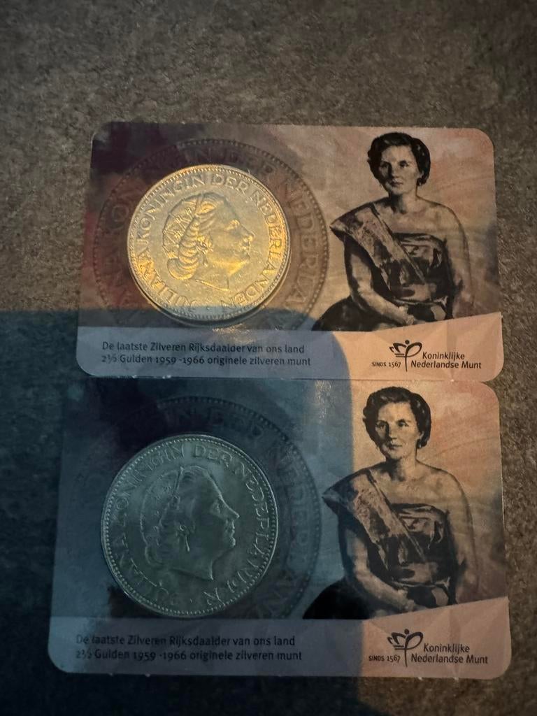 Coincard De laatste zilveren rijksdaalder van ons land 2x, Ophalen of Verzenden, Nederland, Munten