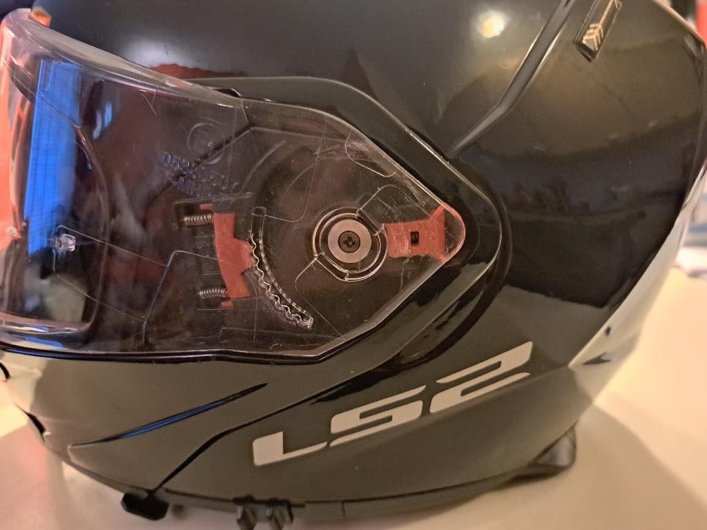 Helm LS 2 Metro, Motoren, Kleding | Motorhelmen, Integraalhelm, M, Overige merken, Tweedehands, Ophalen of Verzenden