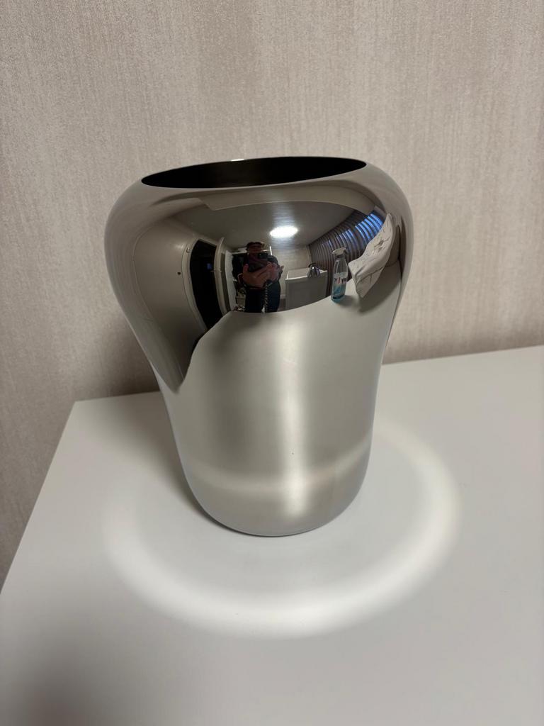 Vaas Alessi “Baba” Medium, Overige materialen, Overige kleuren, Ophalen of Verzenden, Zo goed als nieuw