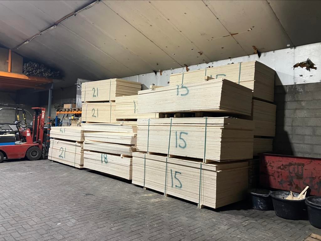 €18,50 per PLAAT: Underlayment 21mm (ook 15mm 18mm) B-keus, Ophalen, Multiplex, 20 tot 50 mm, Nieuw