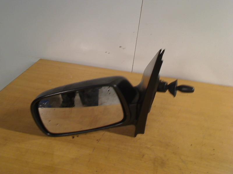 Spiegel Links Toyota Yaris (P1) (2002-04/2005-09), Gebruikt, Kundenbetreuung@toyota.de, Toyota-Allee 2, Köln 50858, , Duitsland