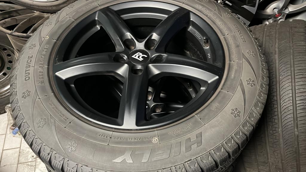 17 inch Mazda CX5 Nissan Qashqai  Winterset 5x114.3, Gebruikt, Velg(en), 17 inch, Ophalen of Verzenden