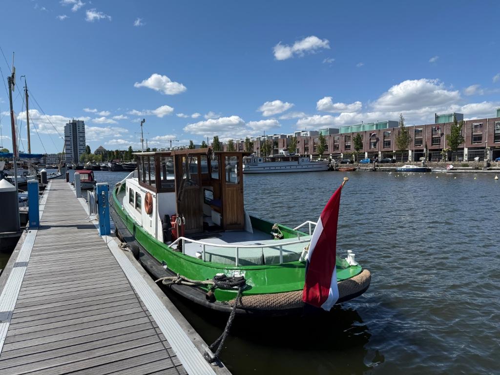 Sleepboot A.S.1 / woonboot, Watersport en Boten, Motorboten en Motorjachten, Ophalen, Gebruikt, Keuken