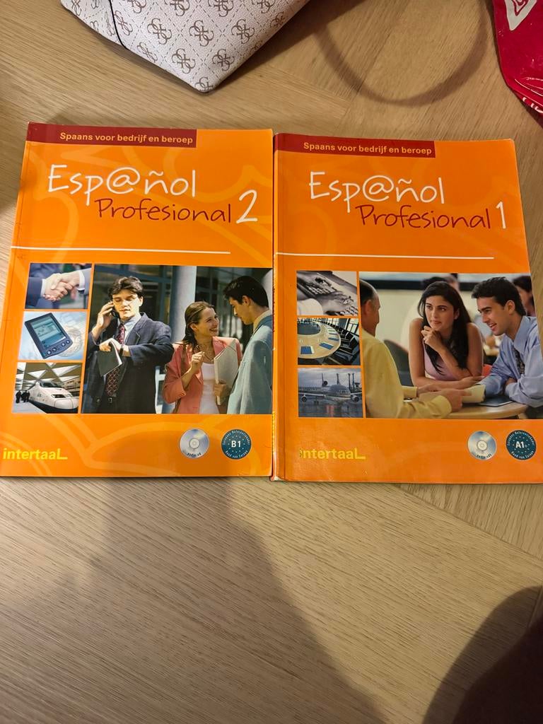 Studieboeken Spaans Espanol Profesional, Boeken, Studieboeken en Cursussen, Ophalen of Verzenden, Gelezen, Niet van toepassing