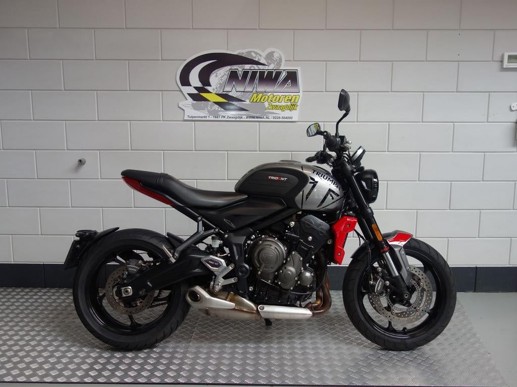 TRIUMPH TRIDENT 660 (bj 2023), Motorrijbewijs A, Meer dan 35 kW, Onbekend, TRIUMPH