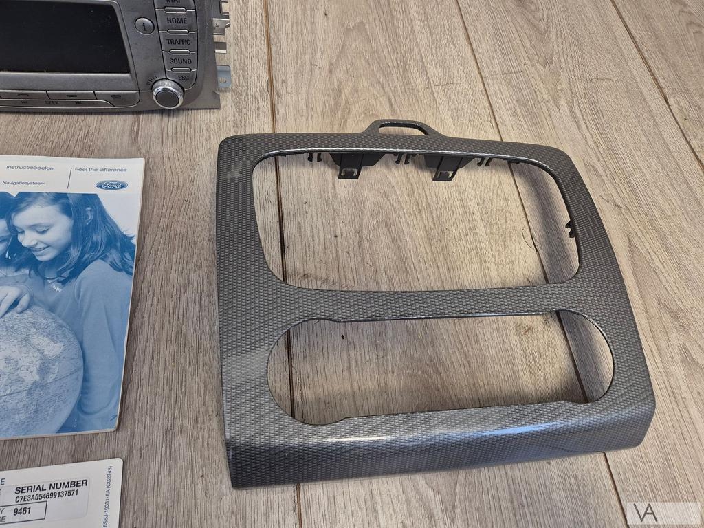 Ford Focus 2 2007 - 2011 radio navigatie +frame 8m5t18k931gd, Gebruikt, -, -, Ophalen of Verzenden