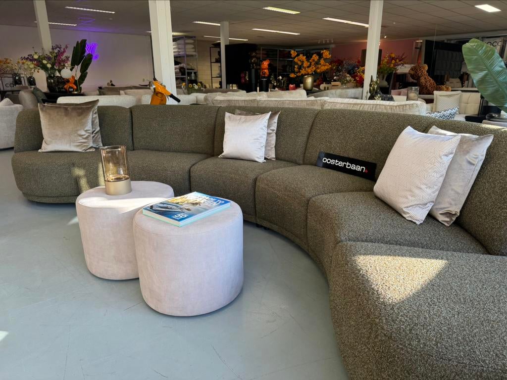 Luxe Ovale Loungebank Clyde + Draaifauteuil NIEUW - Uniek, Huis en Inrichting, Banken | Bankstellen, Info@oosterbaanwonen.nl, Venus 31 8448CE Heerenveen