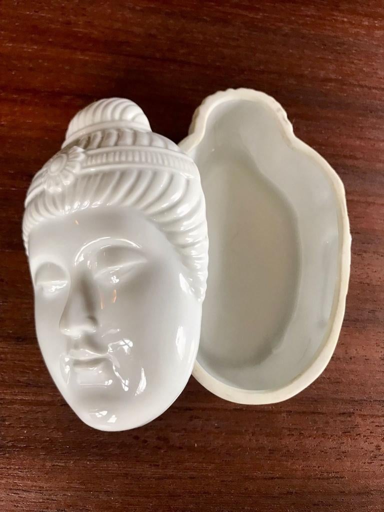 Vintage porseleinen doosje met Ko-Omote Noh-masker, Antiek en Kunst, Ophalen of Verzenden