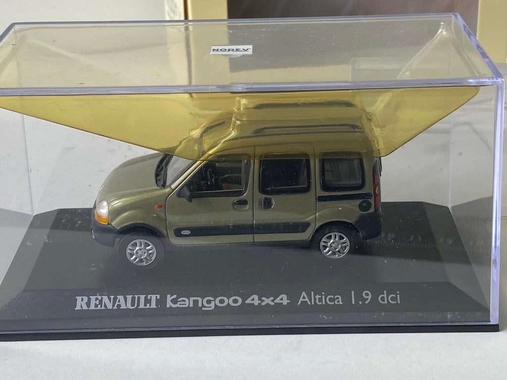 1:43 Renault KANGOO “Altica” 4x4-in vitrinebox + outercarton, Ophalen of Verzenden, Nieuw, Auto, Overige merken