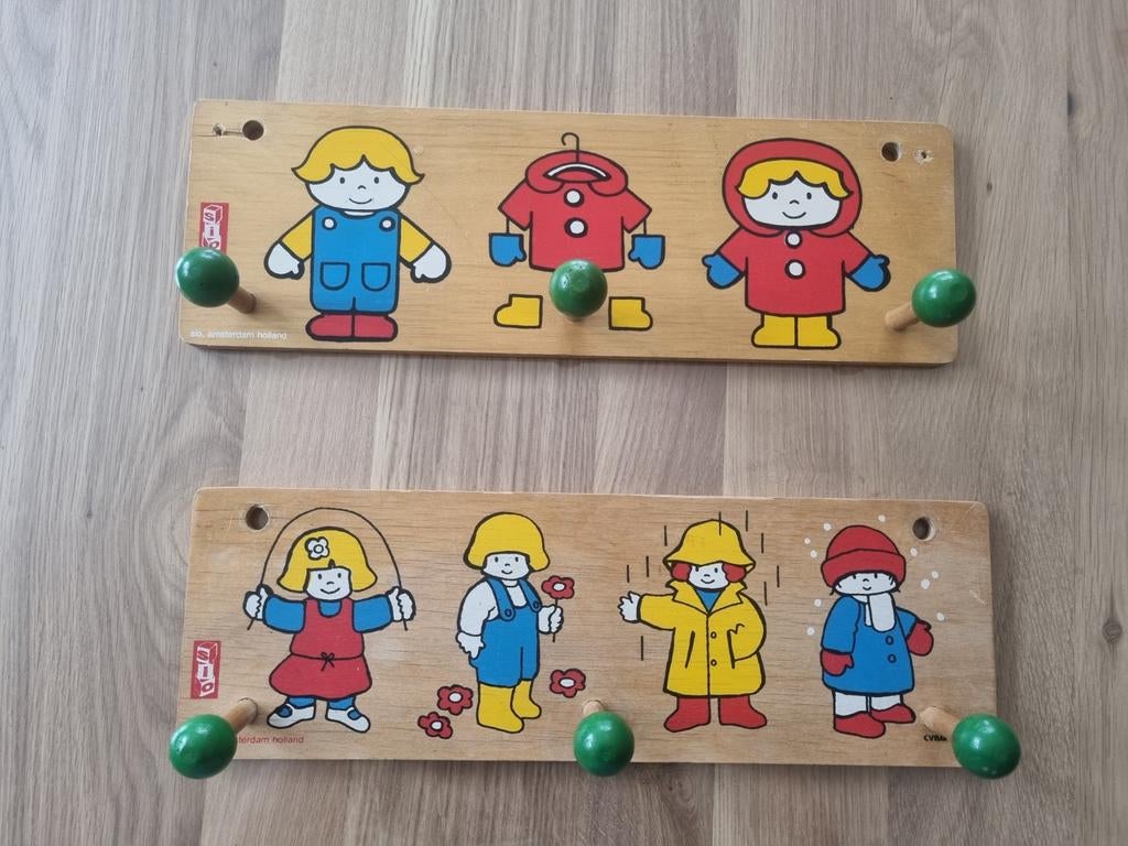 2 retro kinderkapstokjes sio, Wandkapstok, Gebruikt, Ophalen of Verzenden, Minder dan 100 cm