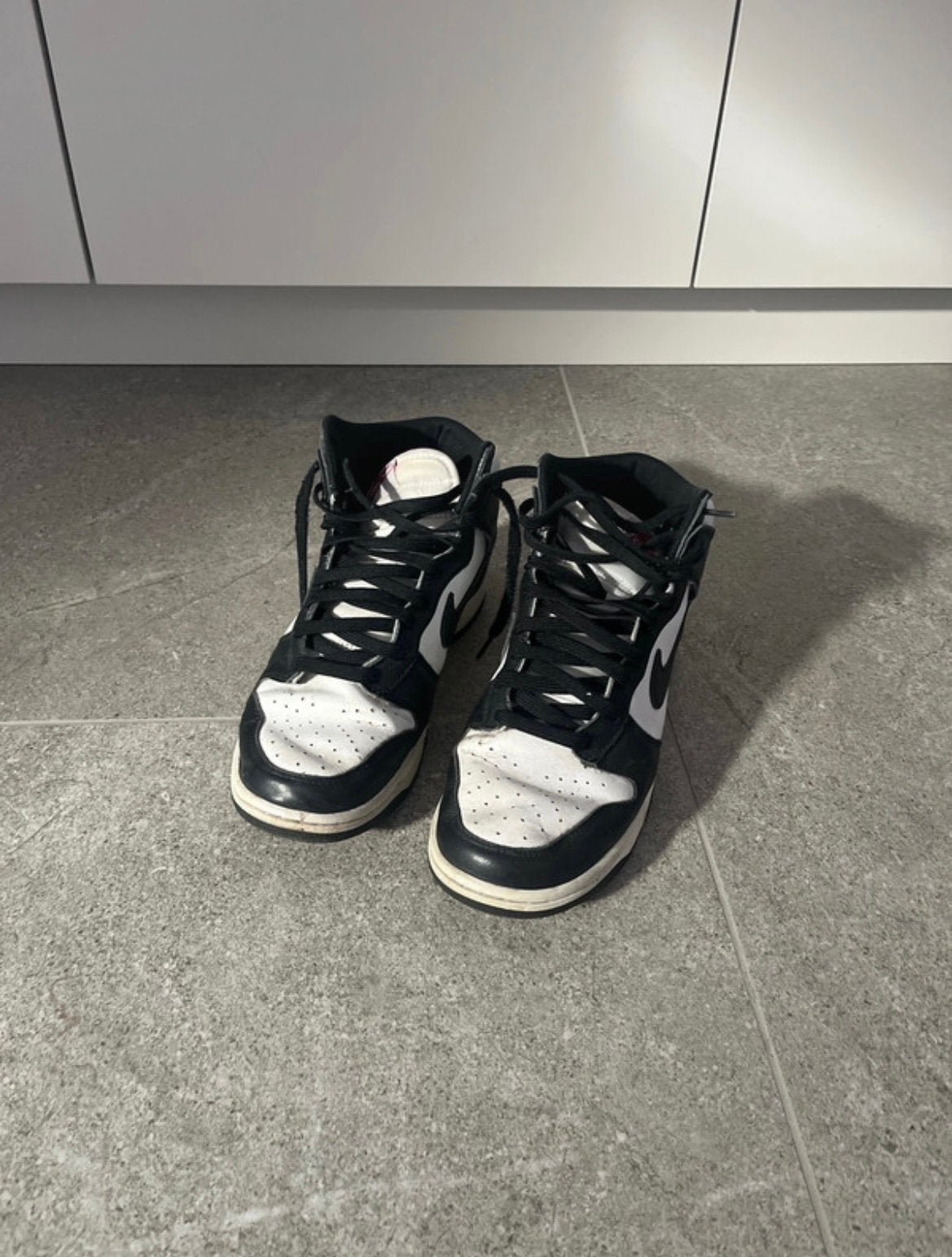 Nike Dunk High, Wit, Ophalen of Verzenden, Sneakers of Gympen, Gedragen