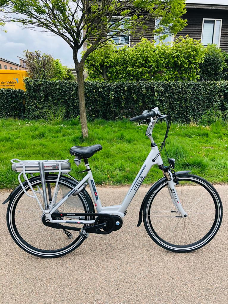 Stella Novara elektrische fiets Yamaha middenmotor 3200 km!, Fietsen en Brommers, Elektrische fietsen, Ophalen, Zo goed als nieuw