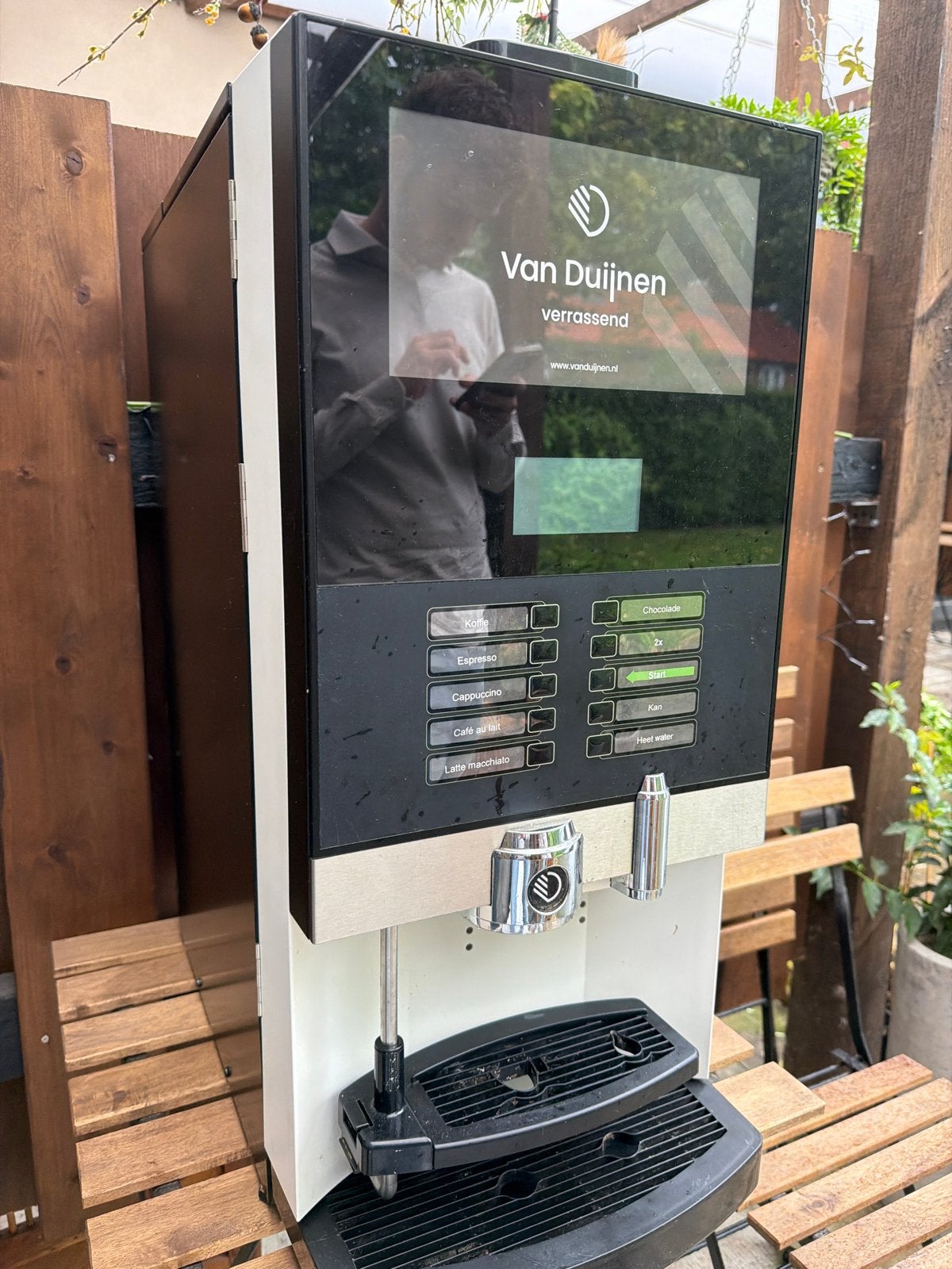 Professionele Koffiemachine Etna DES121BWLEVDNLO, Ophalen, Afneembaar waterreservoir, Gebruikt, 10 kopjes of meer