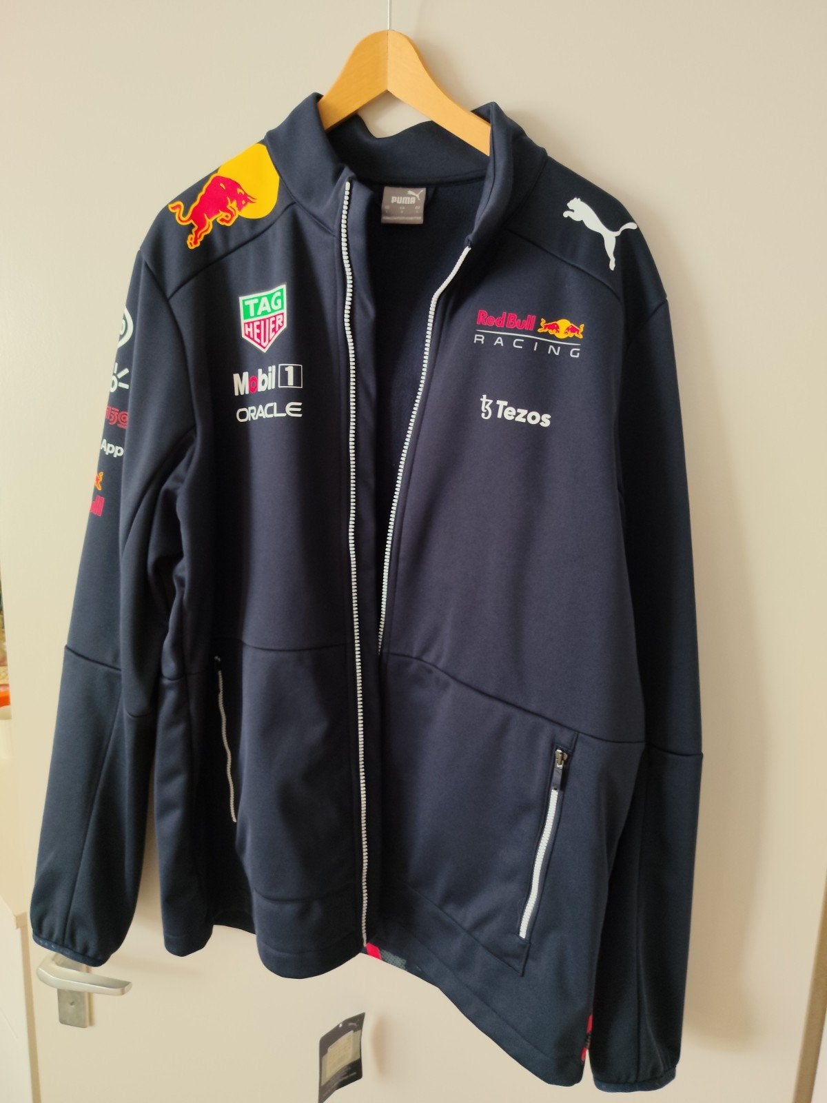 Red Bull jas nieuw nooit gedragen ., Ophalen, Blauw, Nieuw, Puma