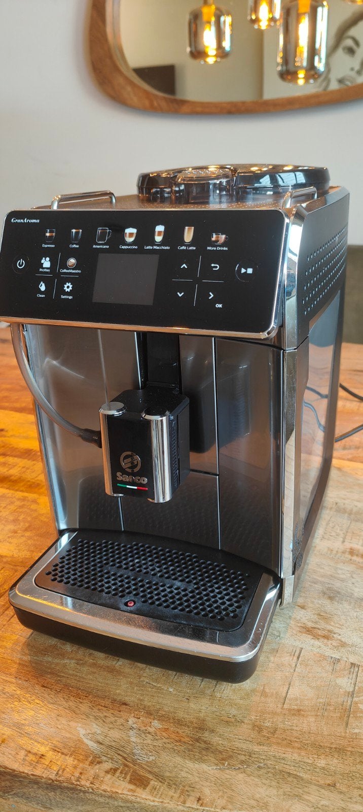 Saeco SM 6585 Volautomatische Espressomachine, Witgoed en Apparatuur, Afneembaar waterreservoir, Gebruikt, Koffiemachine, Ophalen of Verzenden