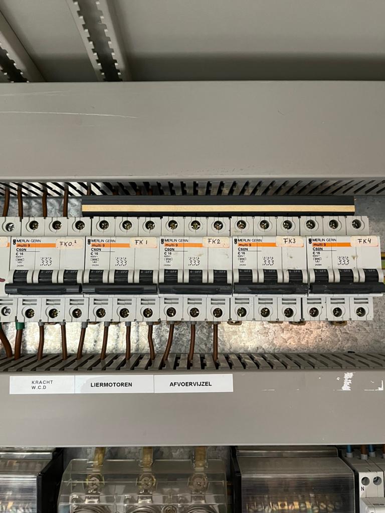 Stroomonderbekers/automaten/zekeringen 230/400V, Ophalen of Verzenden, Gebruikt, Overige typen