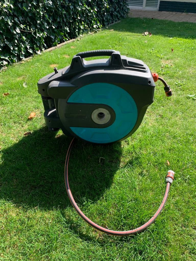 Gardena roll up tuinslang 25m, Ophalen, Zo goed als nieuw, Tuinslang