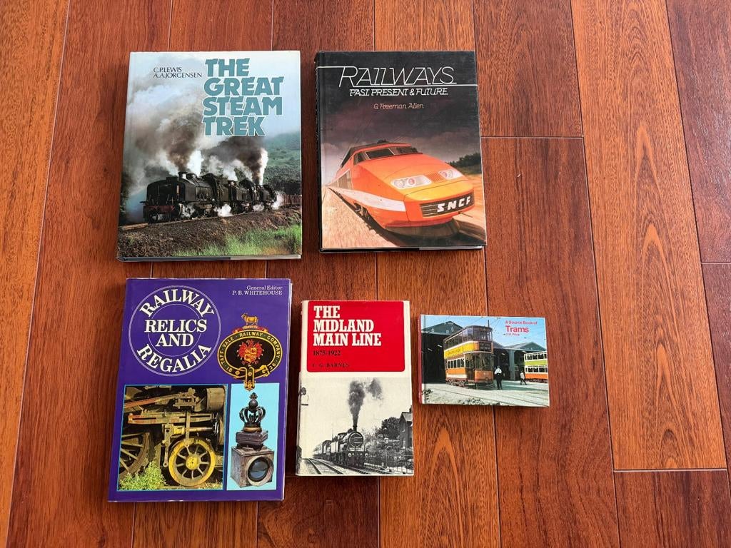 Engelse boeken over treinen en transport, Boeken, Ophalen of Verzenden, Gelezen, Trein
